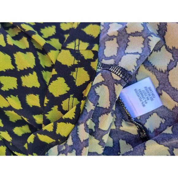 Apt. 9 Women’s Green Black Knot Front Stretch Dress - Medium - Picture 6 of 8